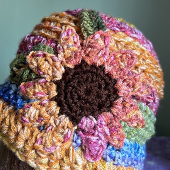 Multicolor Crochet Sunflower bucket beanie medium new - Picture 2 of 10